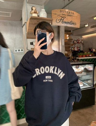 Chic Autumn Round Neck Sweatshirt: Korean American Loose Fit Pullover for Women Thumbnail 4