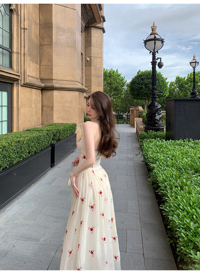 French Style Backless Floral Summer Dress with V-Neck Halter Thumbnail 3