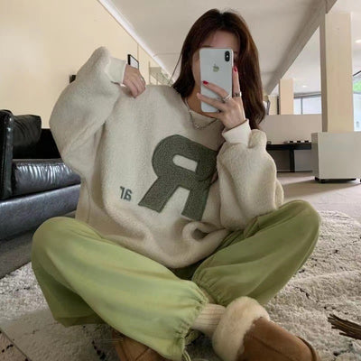 Oversized Fleece Sweatshirt – Soft Warm Everyday Fit Thumbnail 5