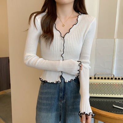 V-Neck Ruffle Knit Cardigan – Lightweight & Feminine Thumbnail 5